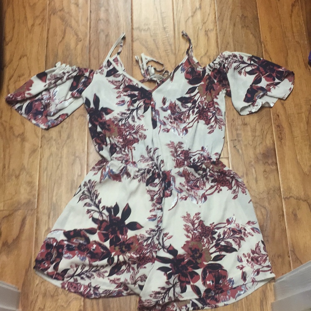 Sienna Sky Romper, flower pattern, worn once
